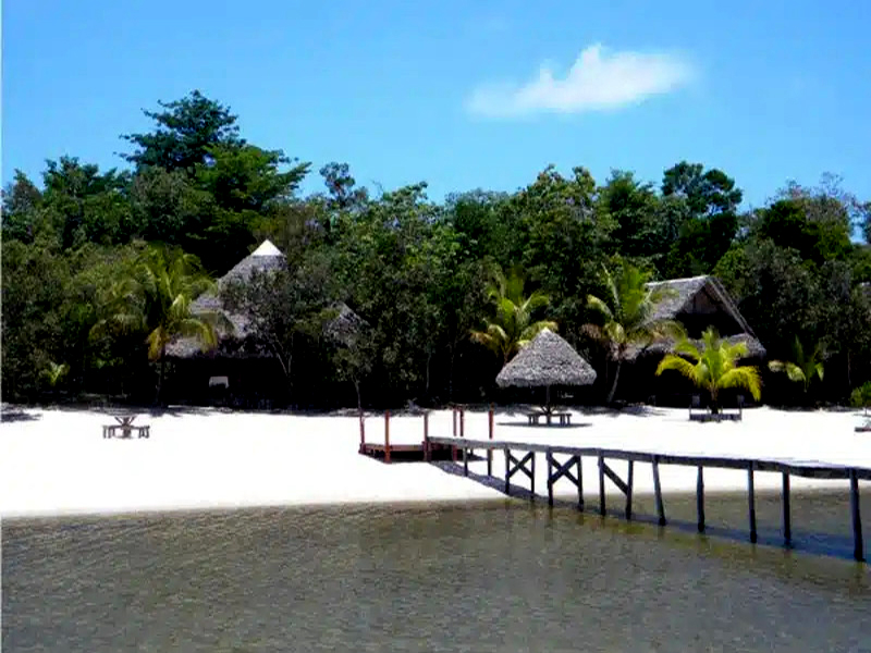 MANAMBATO-–-AKANIN’NY-NOFY